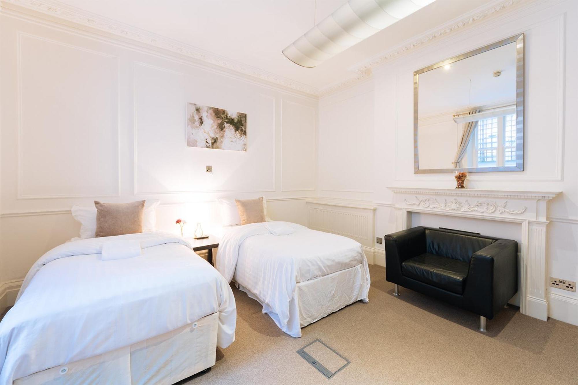 Curzon Residences Лондон Экстерьер фото